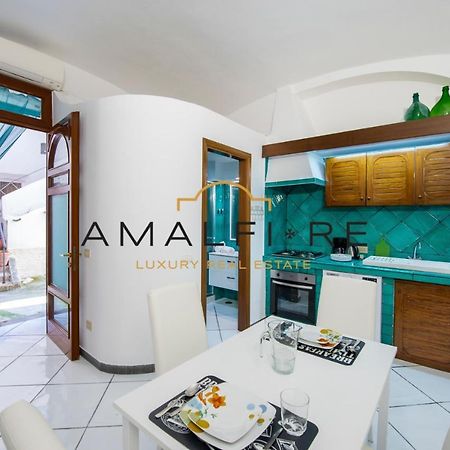 アマルフィ La Casa Turcheseヴィラ エクステリア 写真
